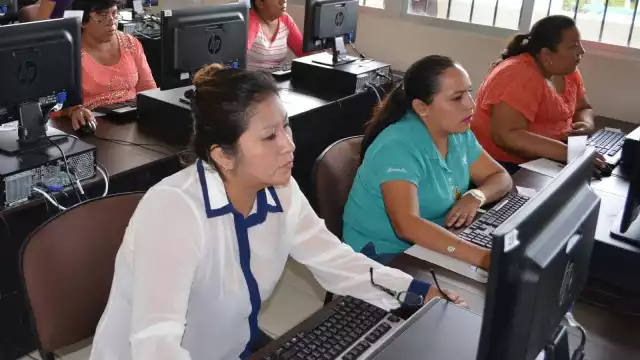 Hay más de 70 maestros implicados en la red de profesores que hicieron trampa