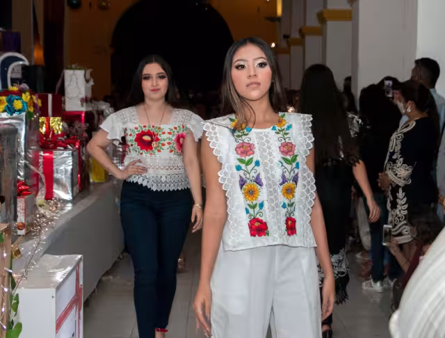 En la recta final del evento, se hizo entrega de reconocimientos a las participantes