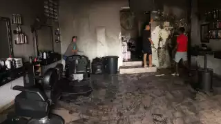 Los encargados del establecimiento indicaron que empezarán prácticamente desde cero, sólo lograron recuperar la mitad de los muebles