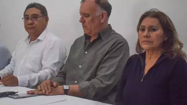 Orlando Pérez lideró la palabra en la conferencia, mientras que Fernando Alcocer permaneció en silencio