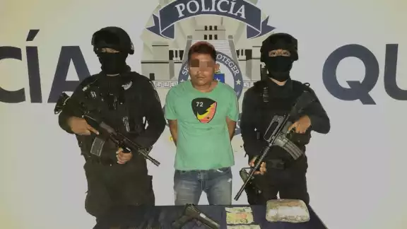 El detenido fue puesto a disposición de las autoridades correspondientes en Tulum para definir su situación legal El detenido fue puesto a disposición de las autoridades correspondientes en Tulum para definir su situación legal