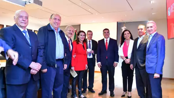 El cónclave se llevó a cabo en la sede del PRI en Ciudad de México. Foto: @alitomorenoc El cónclave se llevó a cabo en la sede del PRI en Ciudad de México. Foto: @alitomorenoc