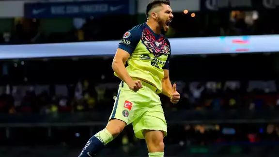 América estaría dispuesta a dejar ir a Henry Martín. Foto: Twitter Liga MX