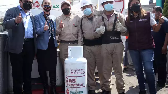 Claudia Sheinbaum estuvo presente en el arranque de la venta de Gas Bienestar en la sexta y séptima alcaldía de la CDMX. Foto: Twitter @Claudiashein