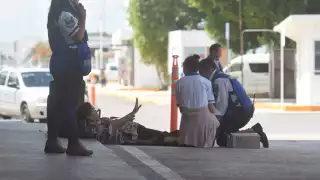 La mujer tuvo que cancelar su viaje para ser trasladada al hospital