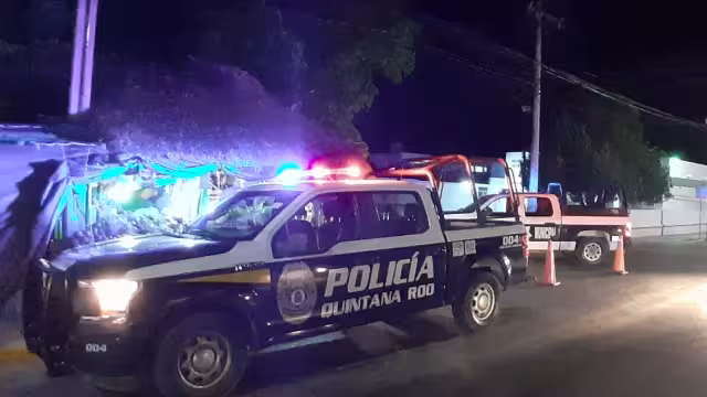 El hombre fue trasladado al hospital bajo un fuerte operativo policíaco