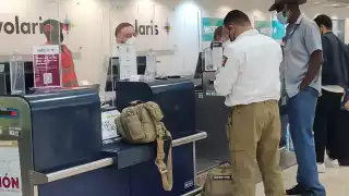 La persona fue detenida en el Aeropuerto de Mérida, el 4 de febrero, a las 19:40 horas, cuando intentaba regresar a EE.UU