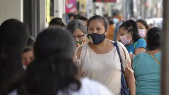 El salario promedio nacional de las mujeres es de 6 mil 786.09 pesos, según datos del IMCO