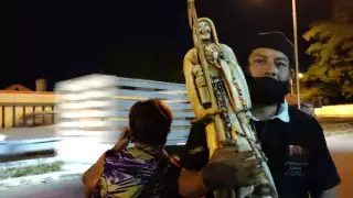 Buscando demostrar a la ciudadanía que los seguidores forman parte de un culto de fe, amor y hermandad, ayer realizaron una marcha que inició a las 22:30 horas