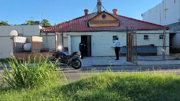 Por el momento, el incendio ya fue apagado y se determinó que se originó en el área de cocina Por el momento, el incendio ya fue apagado y se determinó que se originó en el área de cocina