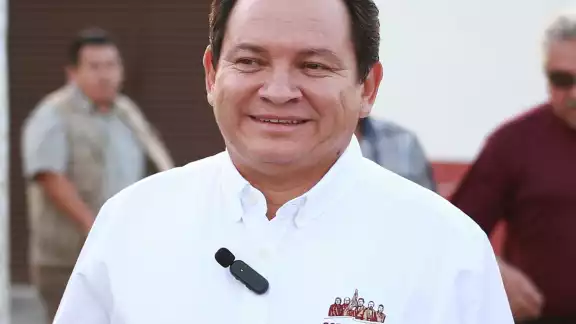 -huacho Díaz Mena apoyó a Sheinbaum este domingo -huacho Díaz Mena apoyó a Sheinbaum este domingo