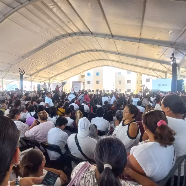 La Presidenta Claudia Sheinbaum encabezará hoy en Playa del Carmen la entrega simbólica de 225 casas del Programa de Vivienda para el Bienestar.