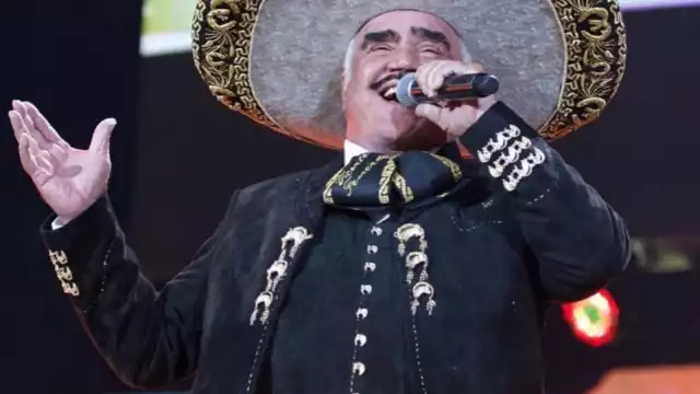 El cantante confesó que recibió la invitación, pero una importante razón le impidió aceptarla