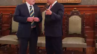 AMLO compartió una foto con el nuevo presidente de Brasil