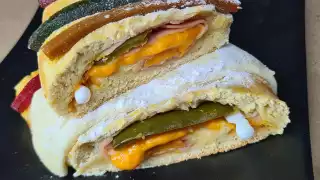 Rosca de Reyes: Los cinco rellenos más extraños de las redes sociales