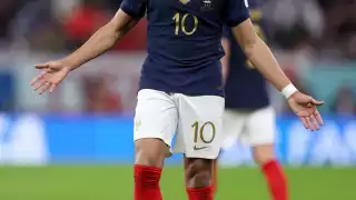 El astro del París SG destacó con un doblete con lo que acumula 9 goles en apenas dos Mundiales