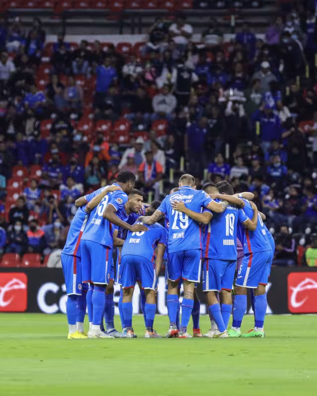 Los 'Rayados' del Monterrey reciben en casa a la 'Máquina Cementera' del Cruz Azul, donde se definirá quién avanza en la Liga MX