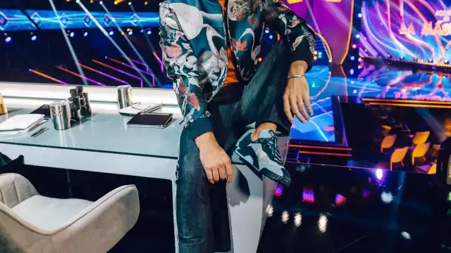 Carlos Rivera es un cantante egresado de la cuarta generación de La Academia