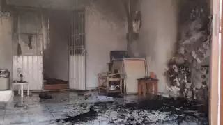 Las llamas fueron rápidamente controladas por elementos autoridades