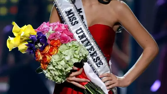 Hace 12 años que Ximena Navarrete recibió la corona universal. Foto: Especial Hace 12 años que Ximena Navarrete recibió la corona universal. Foto: Especial