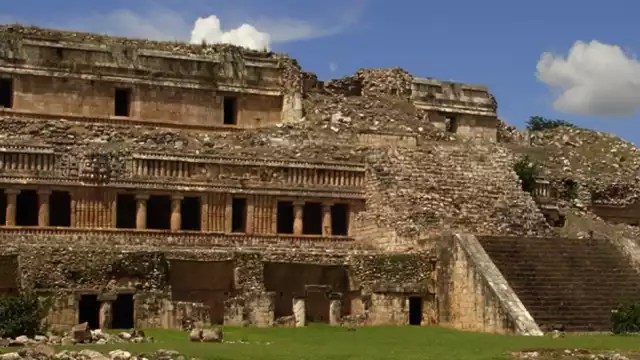 Sayil fue fundada al final del Clásico Tardío y Clásico Terminal Temprano