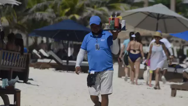 Según el informe en el primer trimestre del 2024, los que están en nómina obtuvieron 9 mil 350 pesos