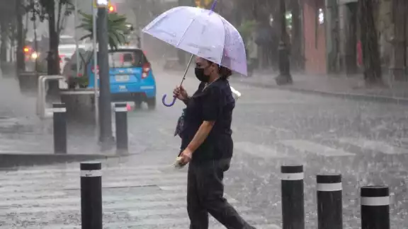 Este sábado se recomienda tomar las precauciones ante las lluvias Este sábado se recomienda tomar las precauciones ante las lluvias