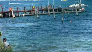 Hallan un cráneo flotando en el mar en Puerto Juárez