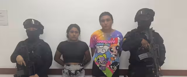 Les retiraron 34 bolsas transparentes