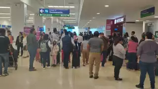 VivaAerobus continúa con vuelos retrasados hasta por un ahora en el aeropuerto de Mérida