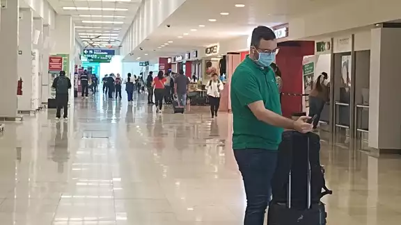 American Airlines no dio detalles de su retraso en el vuelo American Airlines no dio detalles de su retraso en el vuelo