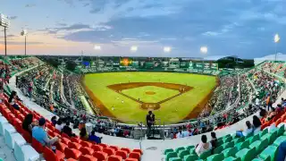 La serie entre Tigres y Leones estaba calendarizada para jugarse en el estadio Beto Ávila de Cancún