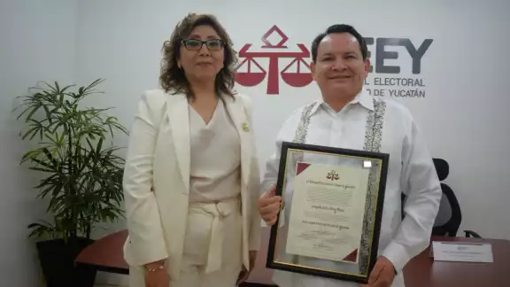 Joaquín Díaz Mena es el gobernador electo más votado en la historia de Yucatán Joaquín Díaz Mena es el gobernador electo más votado en la historia de Yucatán