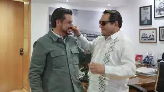 Joaquín Díaz Mena se reúne con Zoé Robledo, director del IMSS