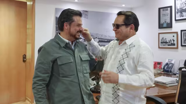 Joaquín Díaz Mena se reunió con Zoé Robledo