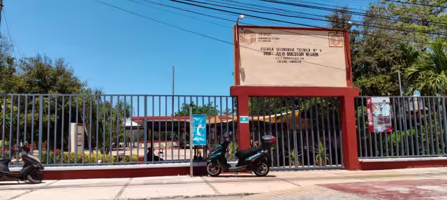 Estudiante de secundaria en Calkiní fue agredida por un grupo de compañeras.