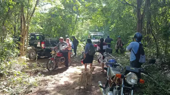 Es la segunda vez que don Nitos, un hombre de la tercera edad que conduce una bicicleta, se pierde en el monte