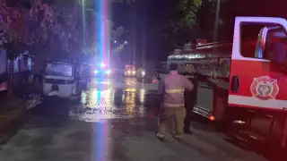 El material altamente flamable, el cual cubría la mayor parte de la pequeña unidad, ayudó a que se expandiera el fuego