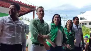 Manuel Velasco ofreció una conferencia en Playa del Carmen