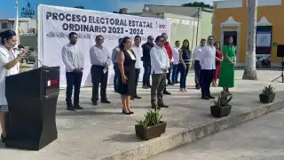 Ceremonia cívica del IEEC en el parque de San Francisco