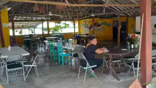 Restauranteros de Laguna Milagros en Chetumal, desesperados, por las bajas ventas navideñas