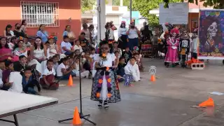 Celebraciones del Día  de Muertos en escuelas de Kantunilkín