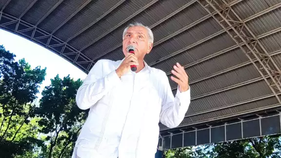 Adán Augusto sostuvo un encuentro con simpatizantes de Morena en Playa del Carmen Adán Augusto sostuvo un encuentro con simpatizantes de Morena en Playa del Carmen