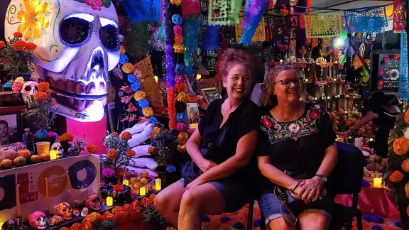 Extranjeros viajan a México para aprender del Día de Muertos Extranjeros viajan a México para aprender del Día de Muertos