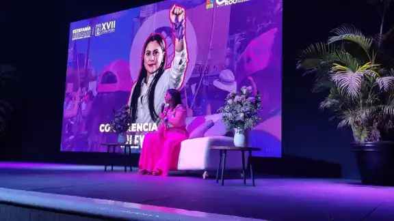 Olimpia Coral impulsa penar la violencia digital en Playa del Carmen
