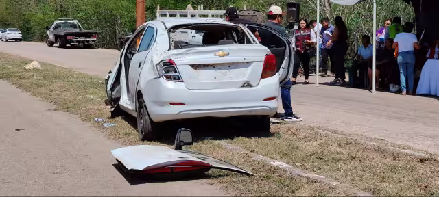 Simulacro de accidente marca inicio de operativo de Semana Santa en Calkiní.