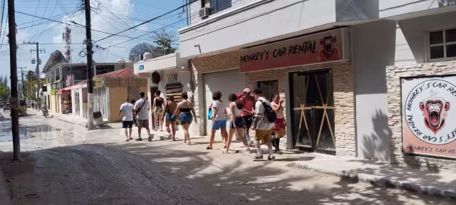 Turistas tendrán que ser retirados debido a los efectos