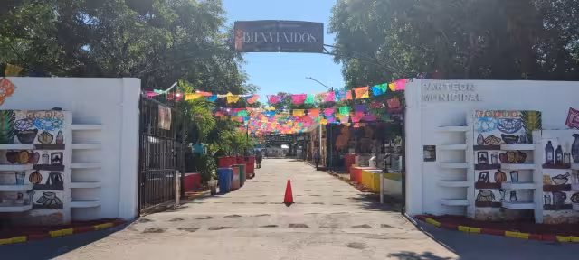 Decoran el panteón municipal para celebrar el Hanal Pixán