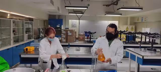 Beatriz Tavera y Pablo Ortega acusaron a su sinodal de robar los resultados de su tesis