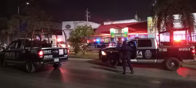 Una fuerte movilización se presentó esta noche en Cancún